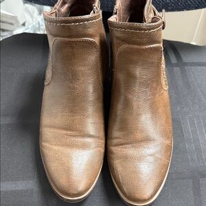 Baretraps Medley Booties Women Size 7.5 Brown Almond Toe Size Zip Heeled Shoes